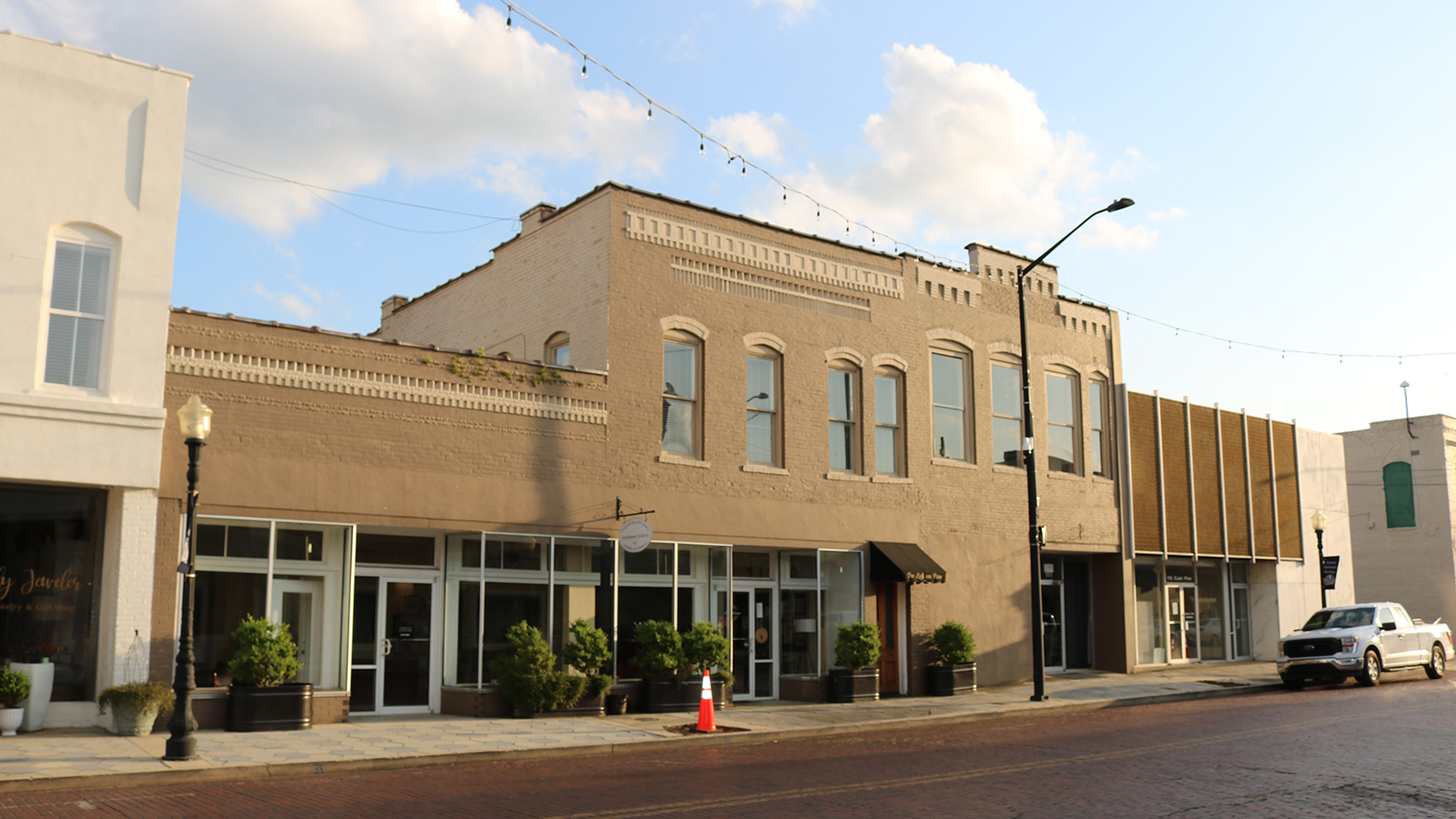 The original building at 121 Pine Street in Fitzgerald.